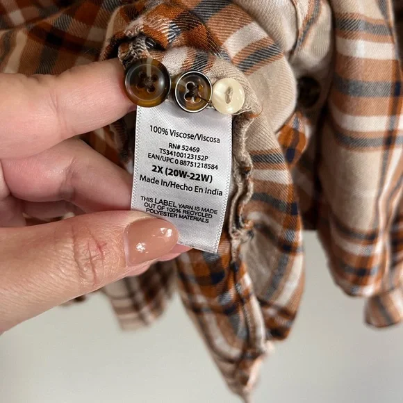 Terra & Sky Brown Plaid Women's Plus Size Button Woven Top 2X - Picture 7 of 10